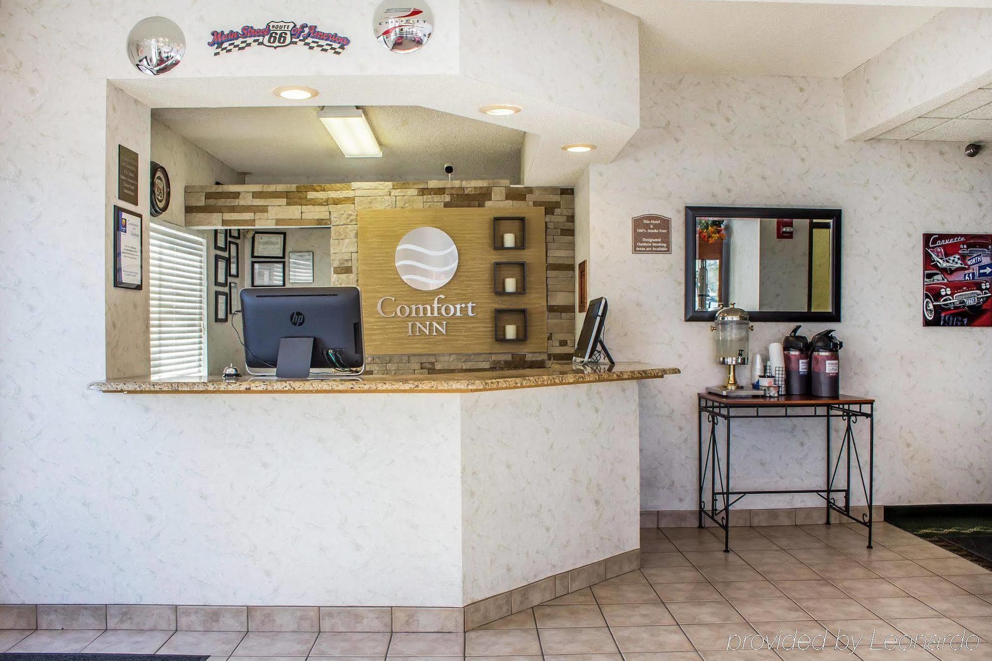 Clarion I-40 Route 66 Inn 2*
