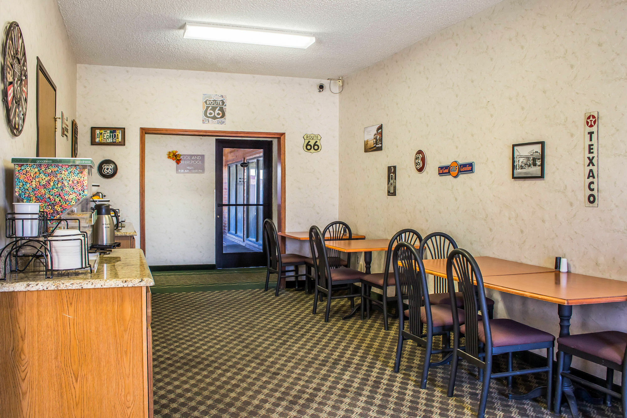Clarion I-40 Route 66 Inn