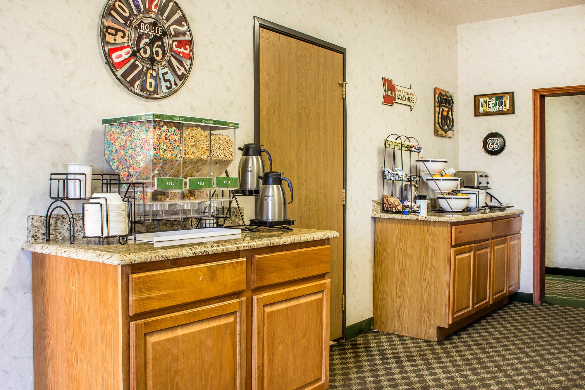 Inn Clarion I-40 Route 66 2*